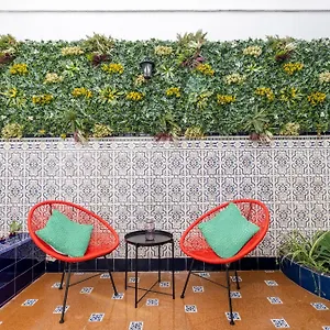 https://casa-lucero.hotelsinnerja.org